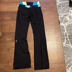 Lululemon reversible leggings size 2